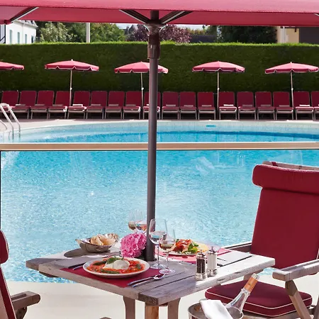 Barriere Le Royal Hotel 5*