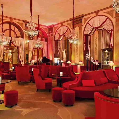 Hotel Barriere Le Royal