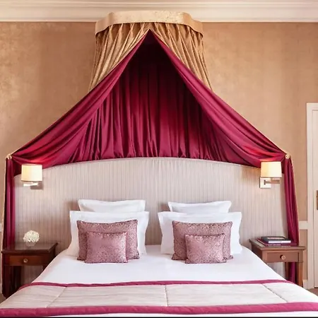 Barriere Le Royal Hotel