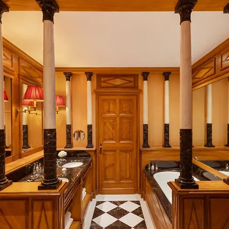 Barriere Le Royal Hotel